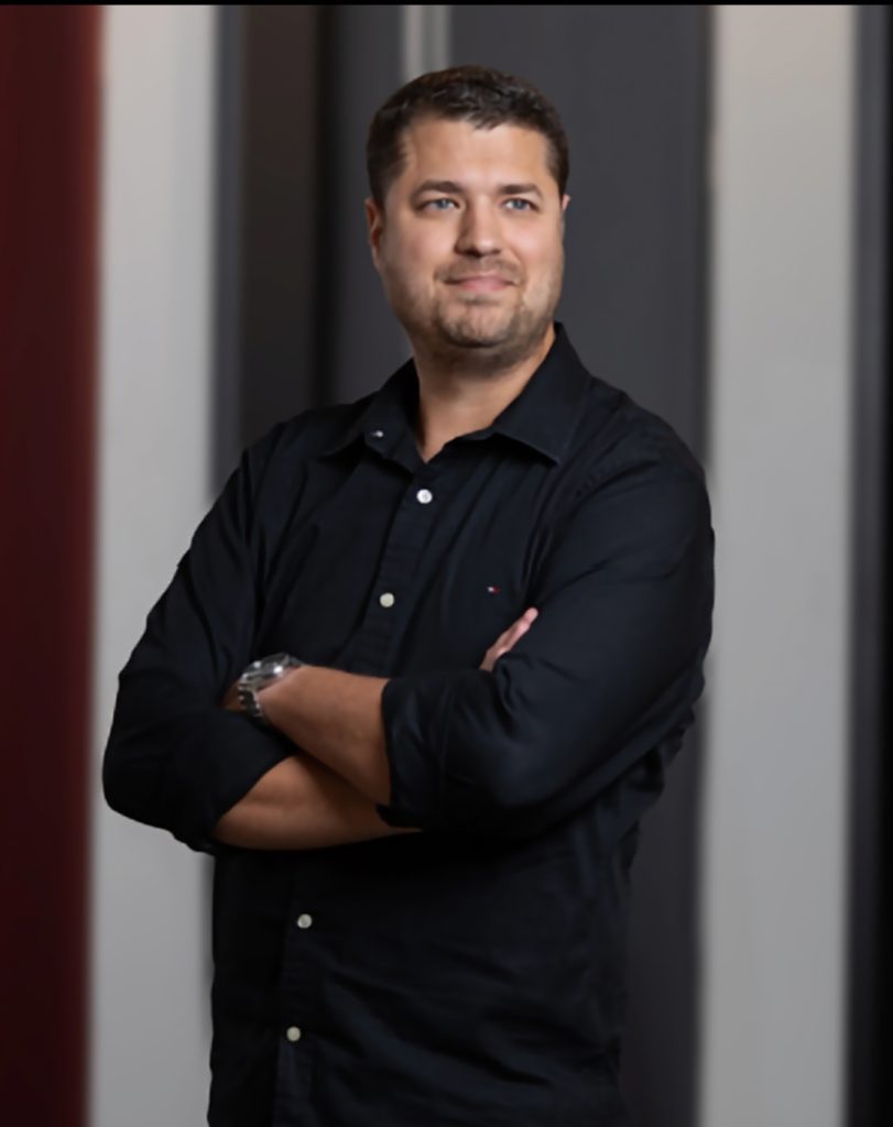 עדי ברנשטיין